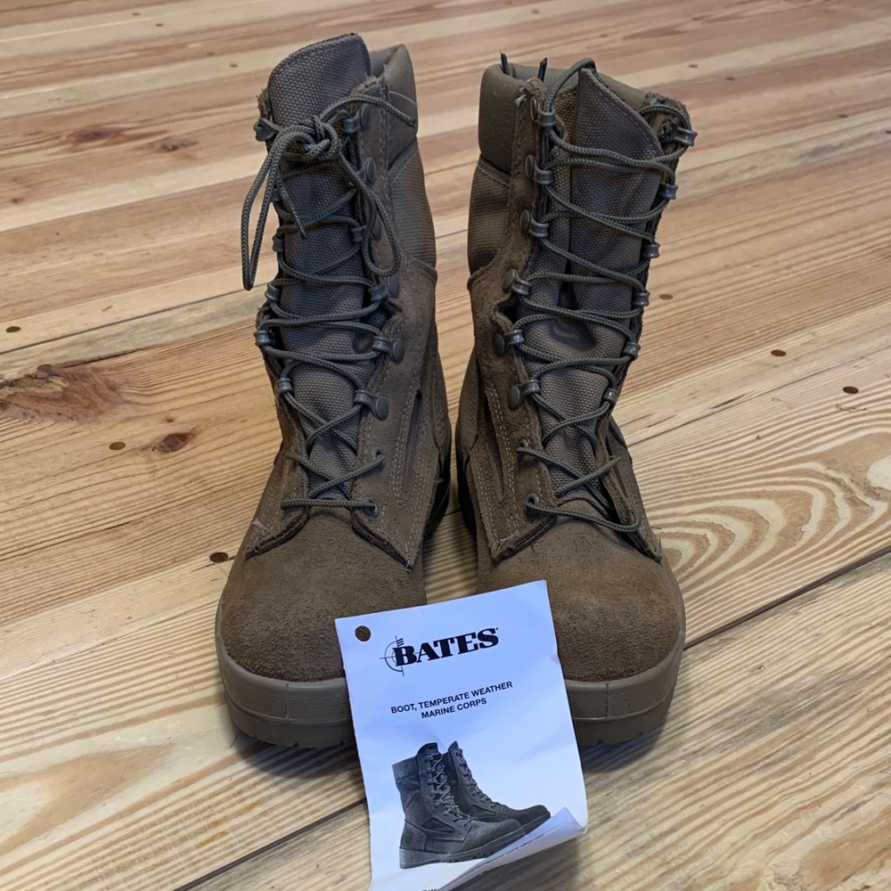 Bates Size 5 R USMC Temperate Weather Boot